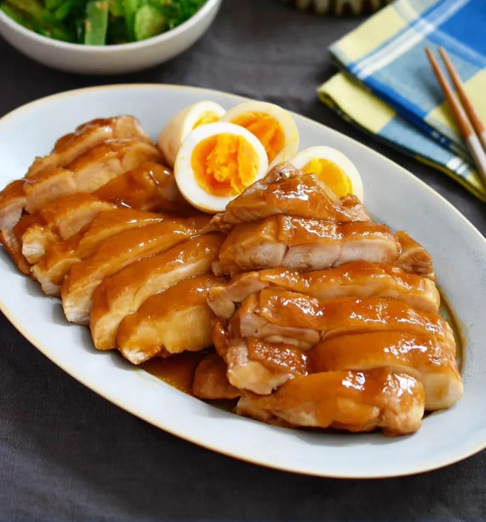 วิธีทำ “ไก่ต้มซีอิ๊วแบบนุ่มเข้าเนื้อ” เมนูง่าย ๆ สำหรับวันที่เร่งรีบ